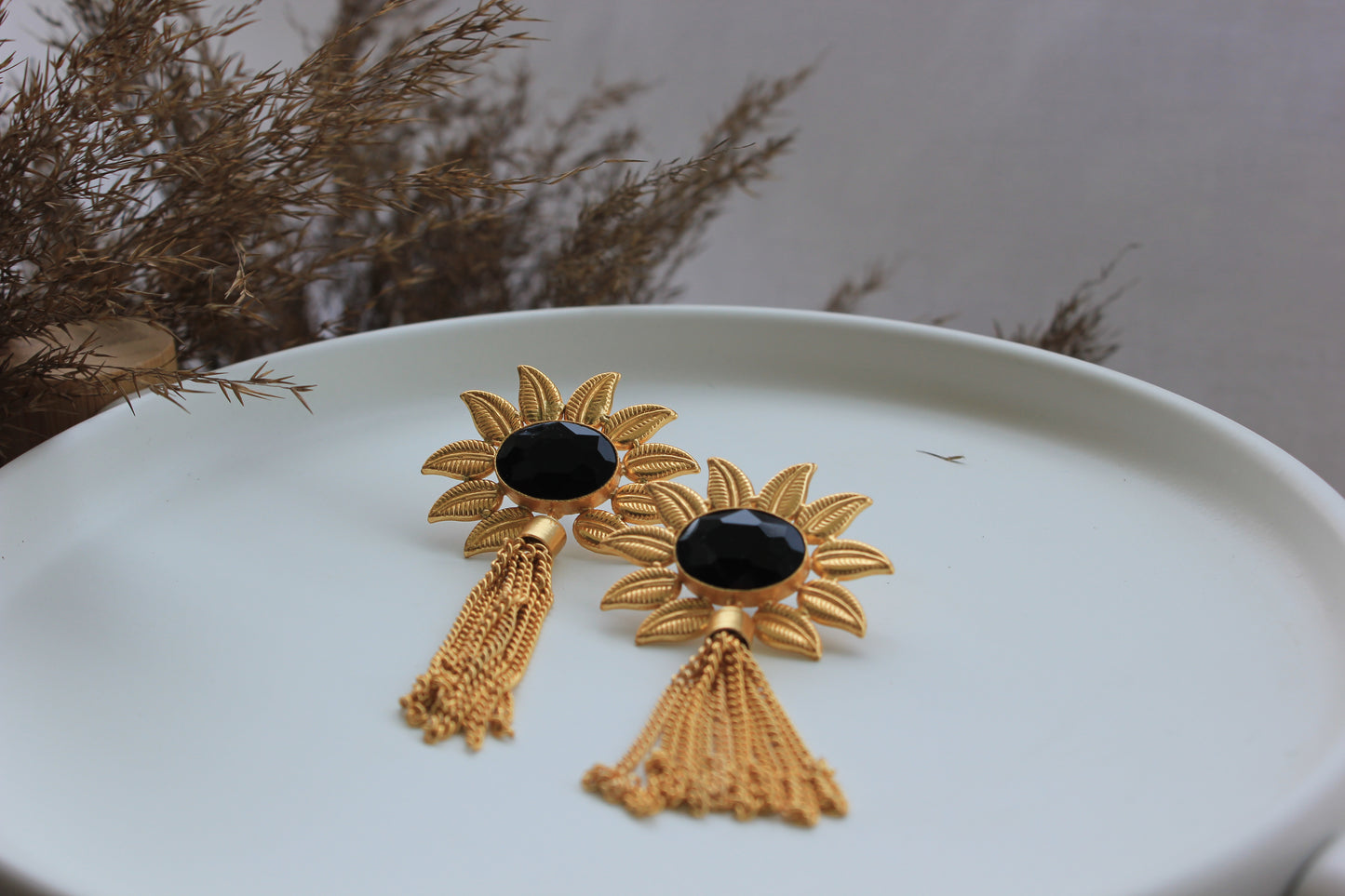 Daisy tassel earrings