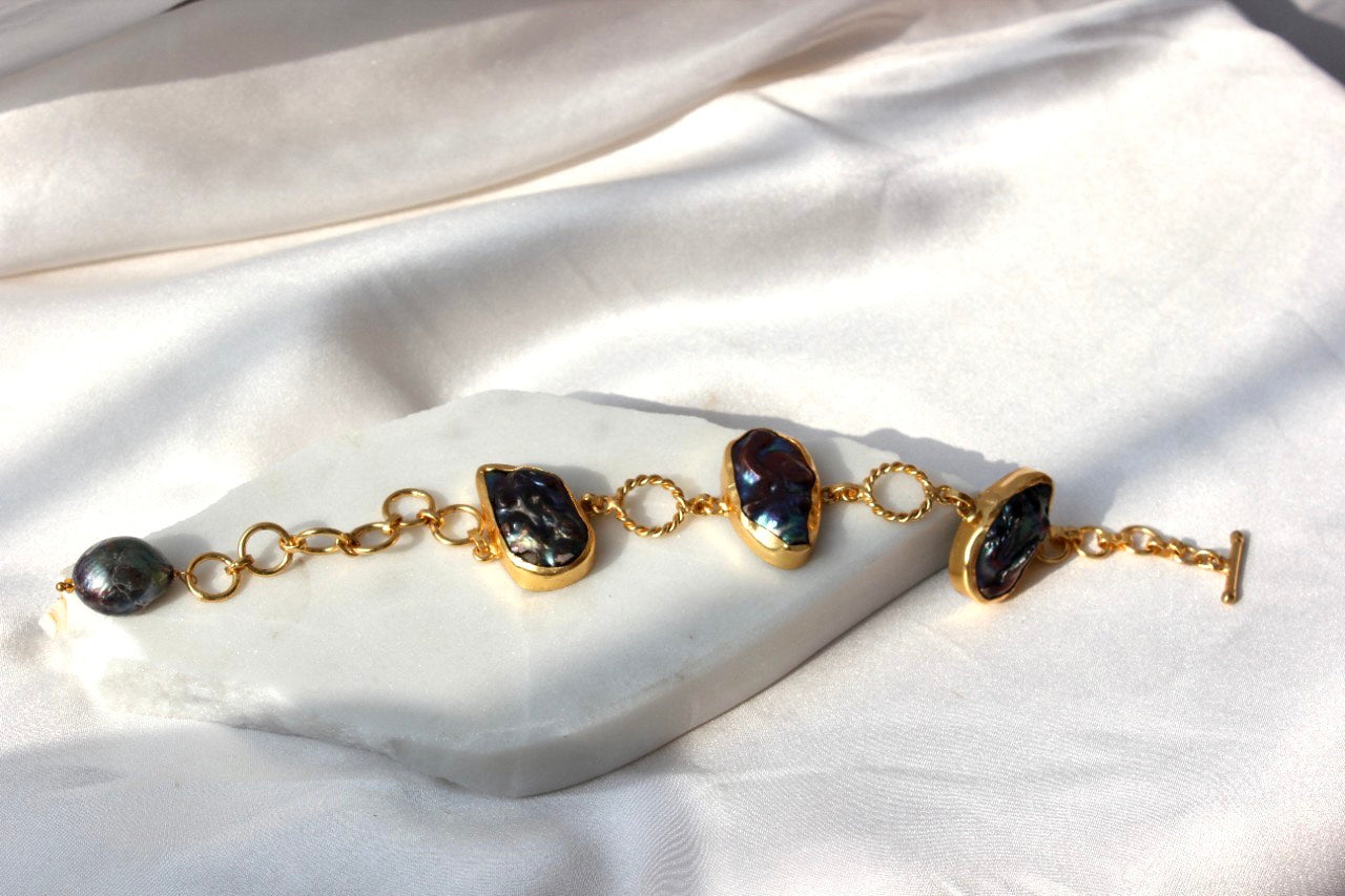 Baroque-studded bracelet – Grey