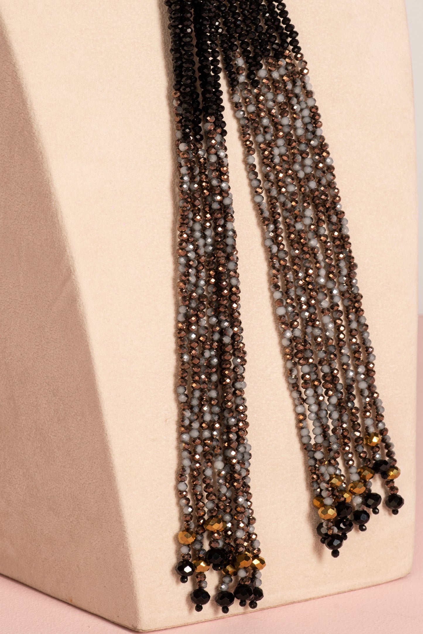 Lariat - Black and Grey