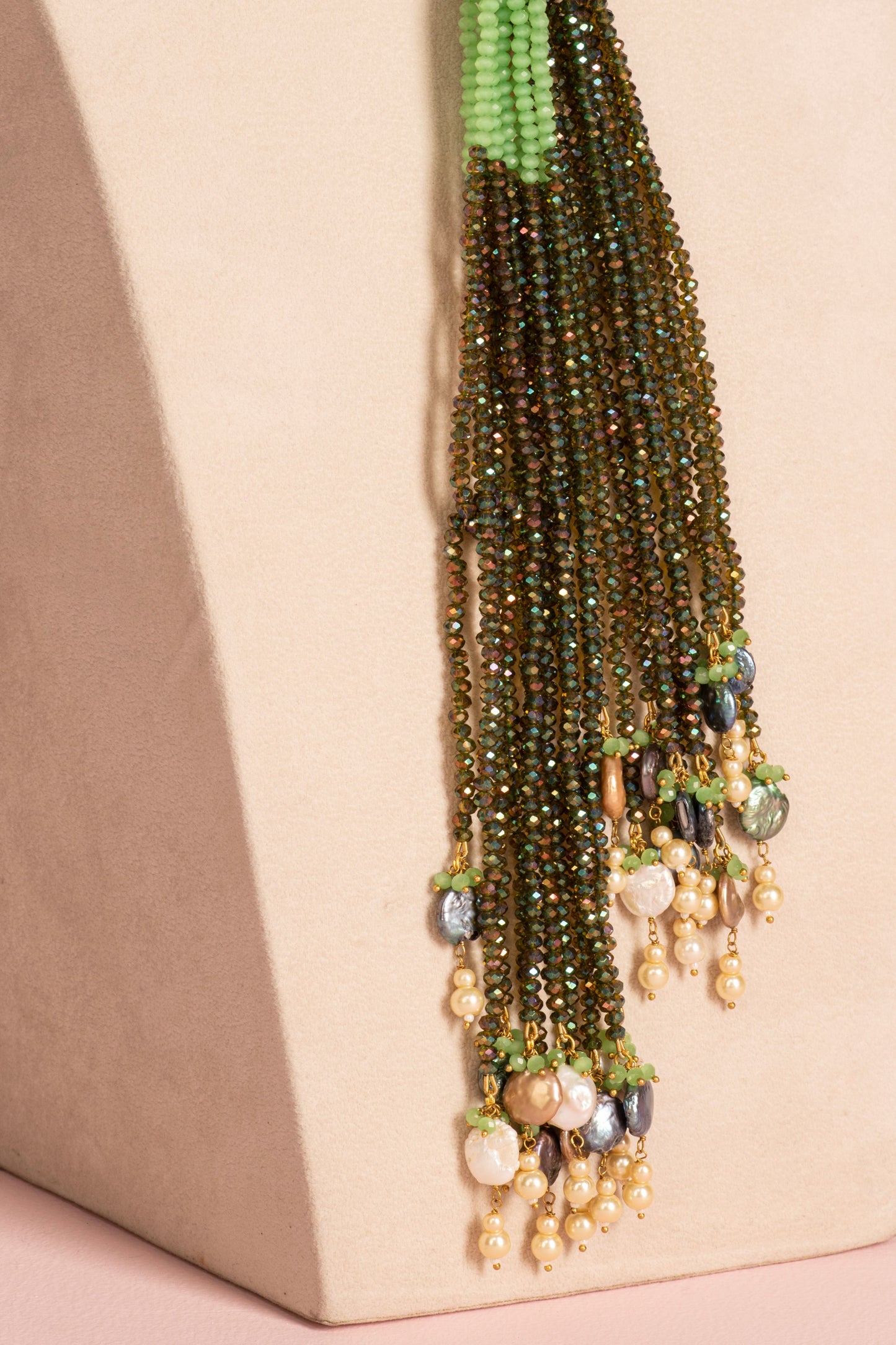 Lariat - Green and White