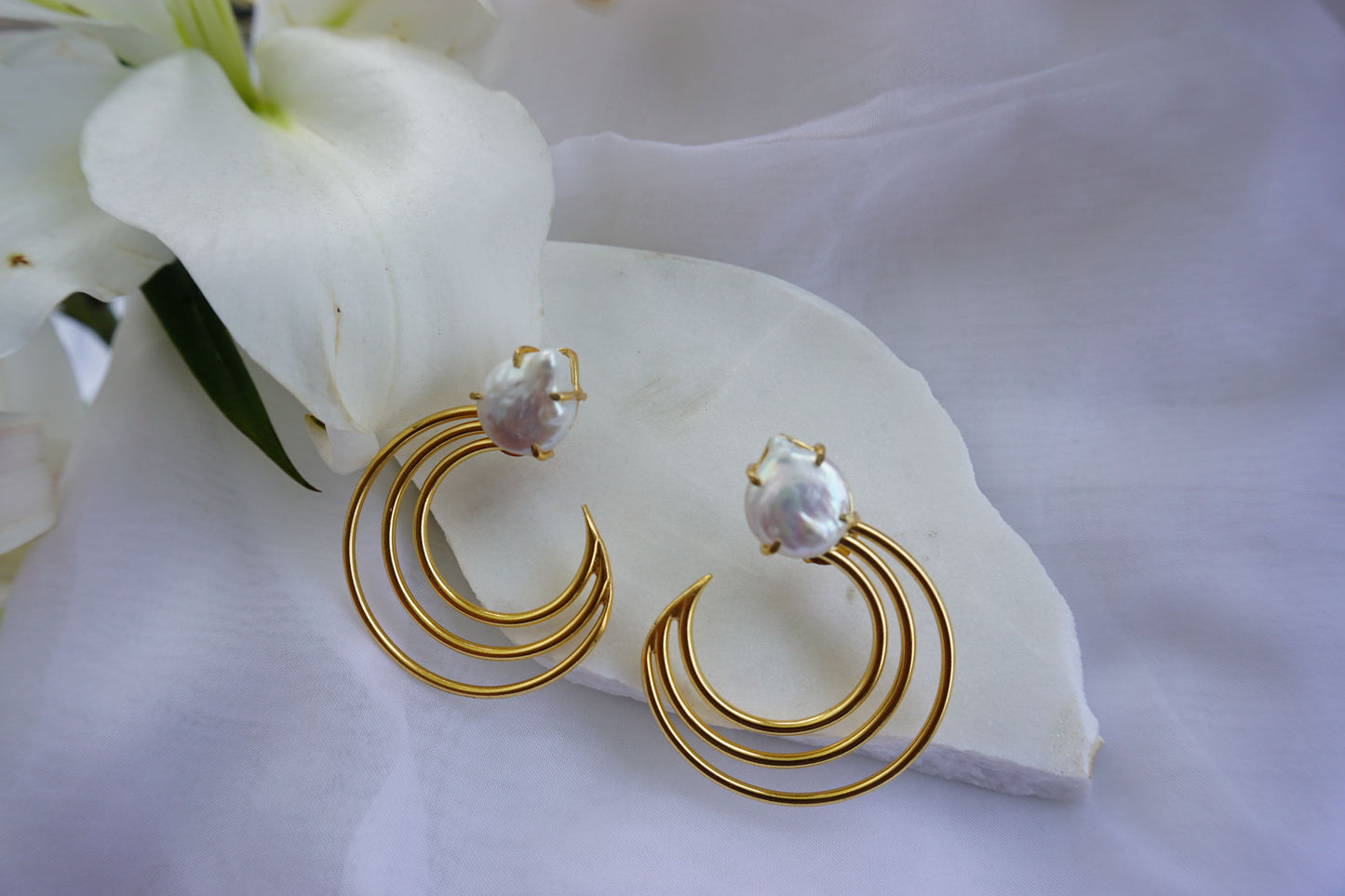 Melody Circle Earrings - Gold