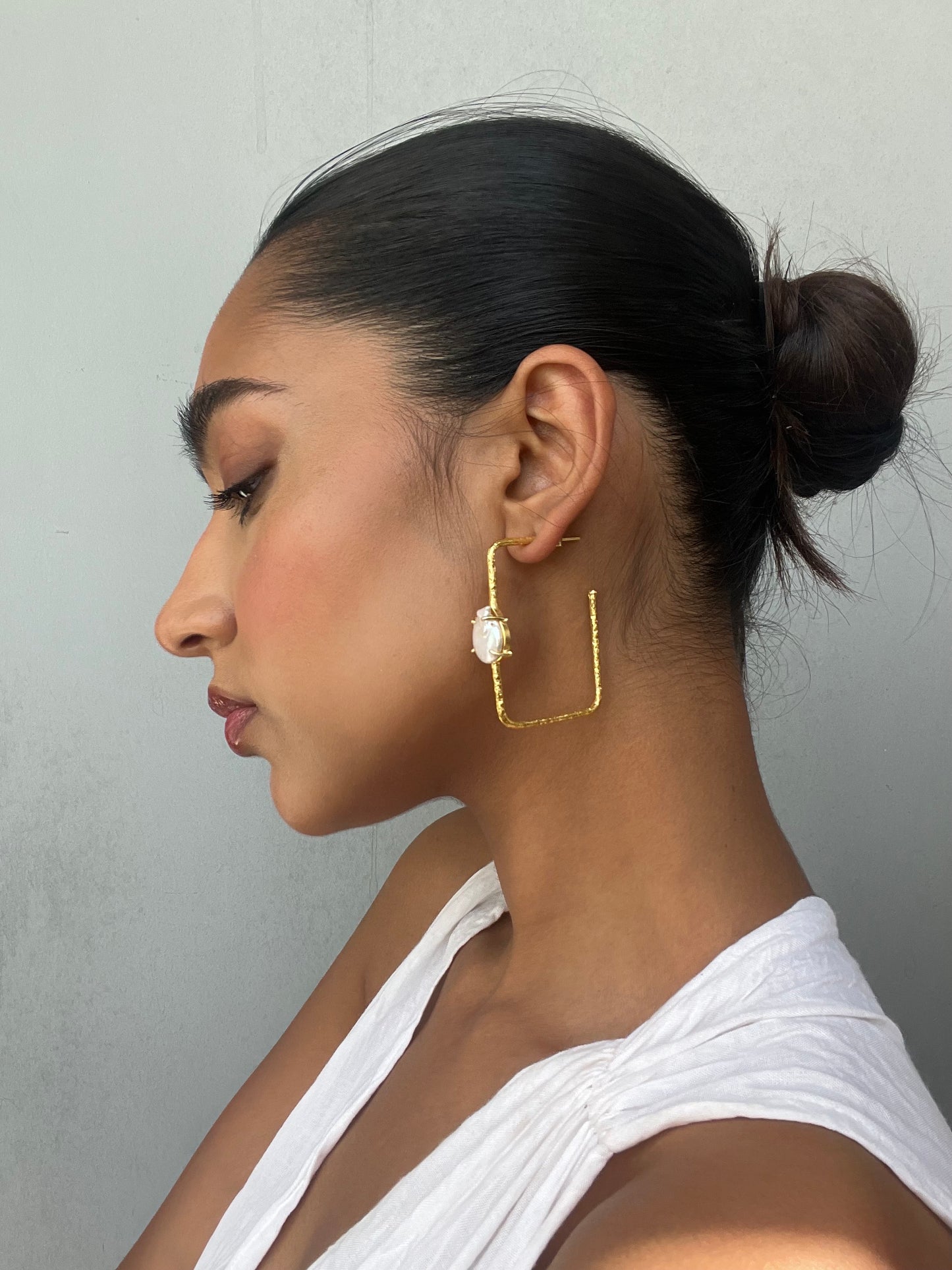 Square hoops with baroque (gold)