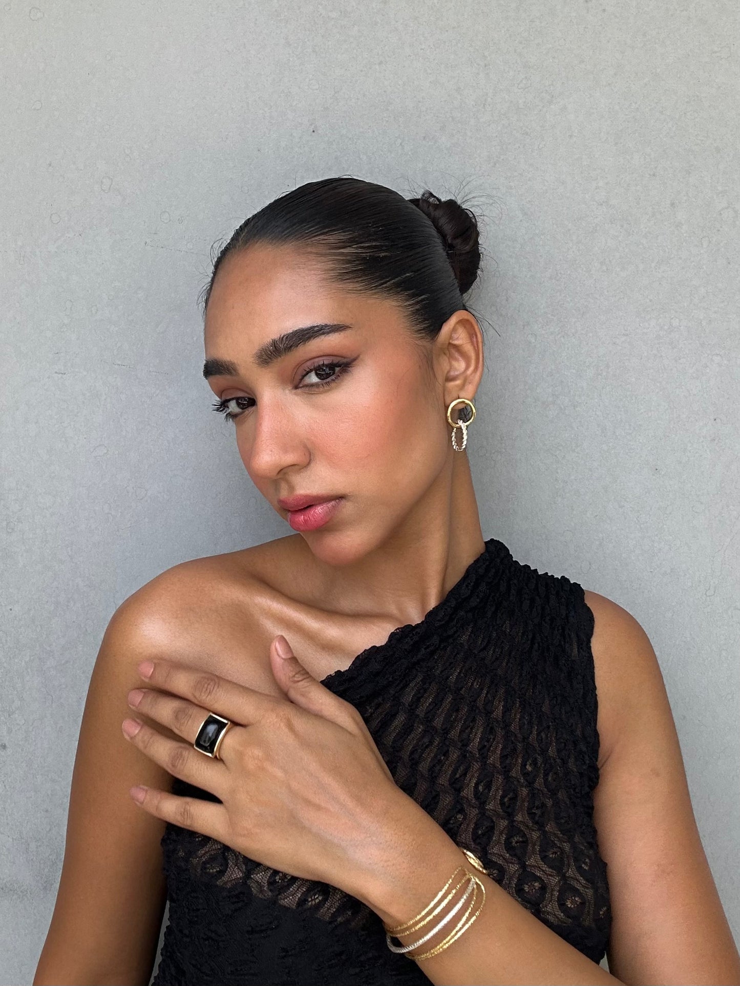 Luna - Black Stone Ring