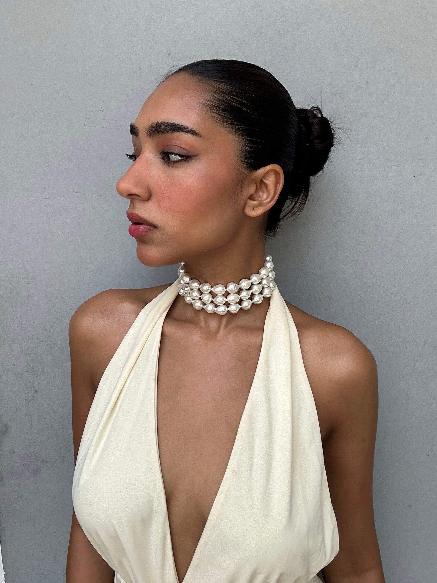 Mila Layered Pearl Choker