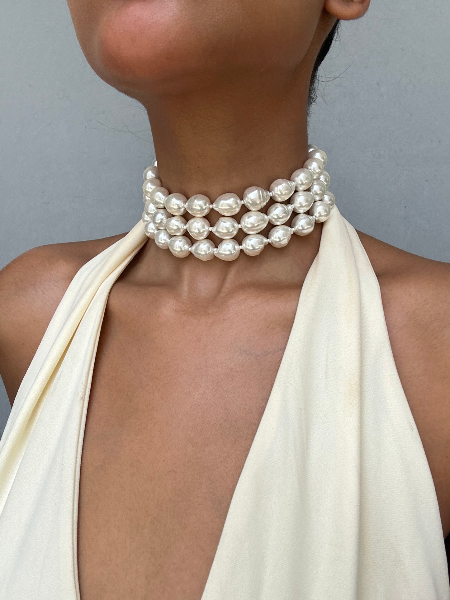 Mila Layered Pearl Choker