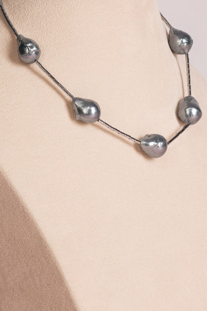 Baroque Pearl Necklace - Grey