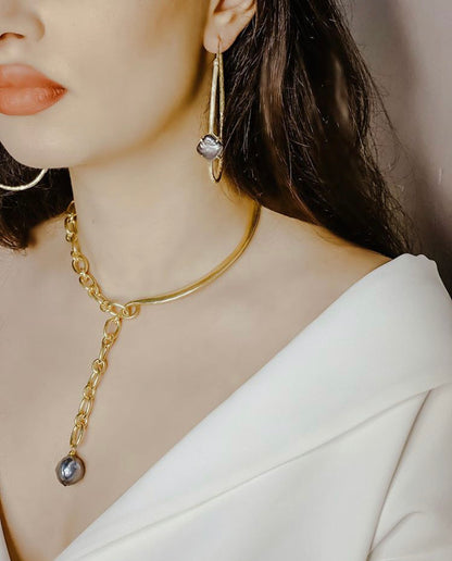 Choker necklace with baroque pearl - Gold