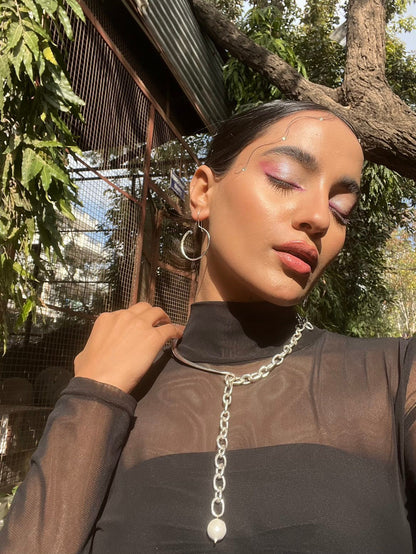 Choker Necklace With Baroque Pearl