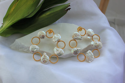 Mogra Earrings (Five baroque pearls)